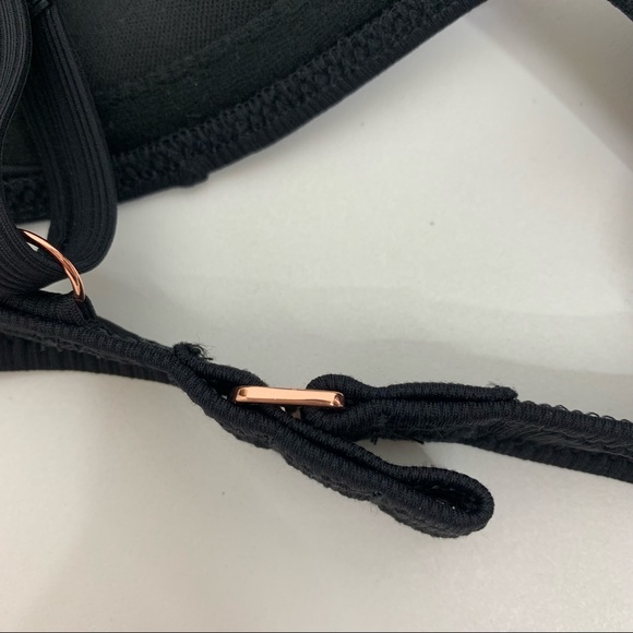 Shade & Shore Plunging Black Textured Bikini With Adjustable Straps New Nwot 34B - Picture 10 of 14